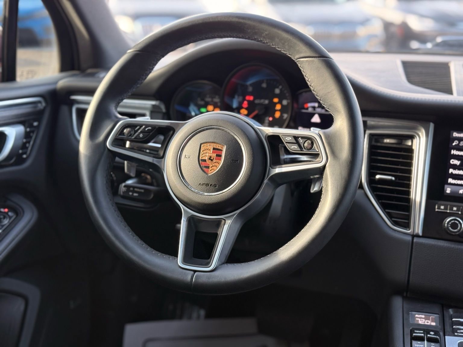 Used 2018 Porsche Macan GTS image 35