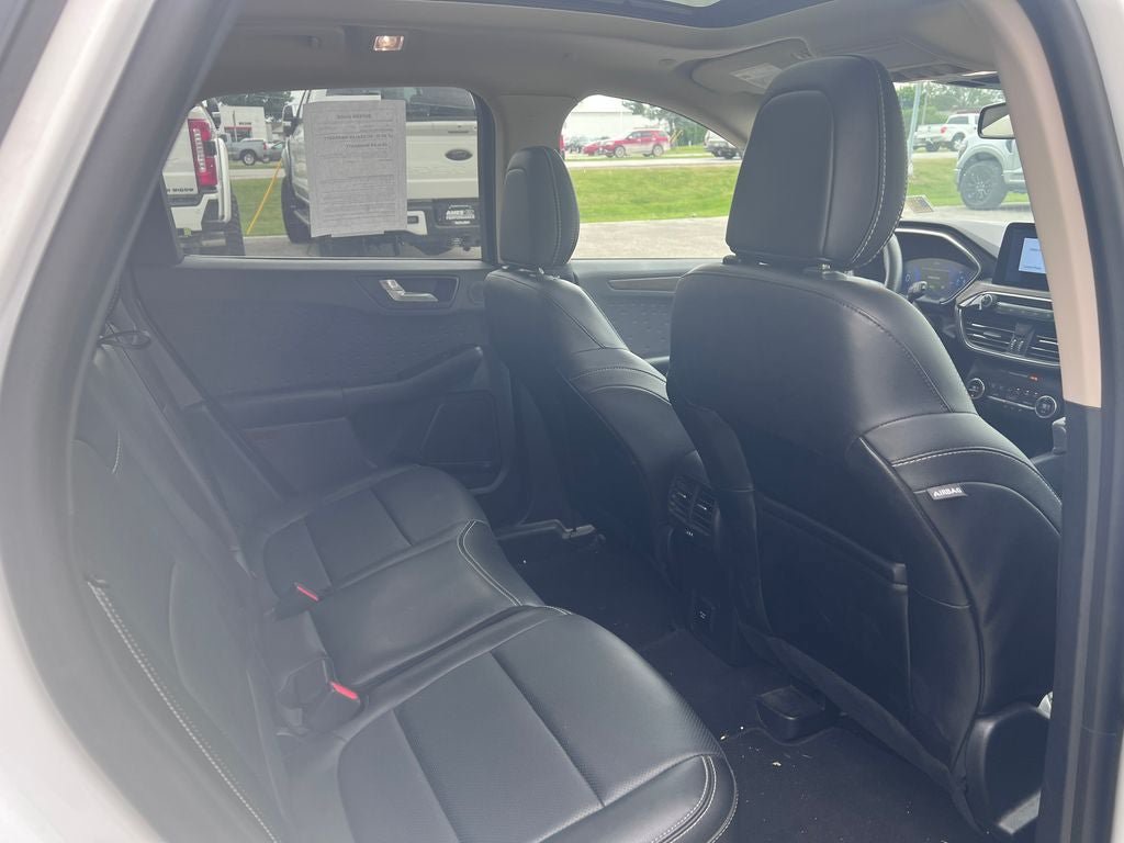 Certified 2020 Ford Escape Titanium FWD image 17