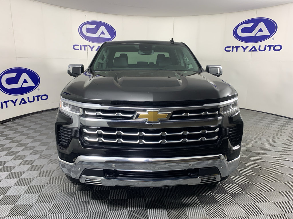 Used 2024 Chevrolet Silverado 1500 LTZ AWD/4WD image 7
