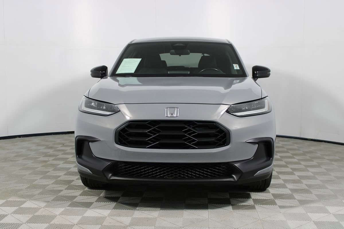 Used 2025 Honda HR-V Sport image 2