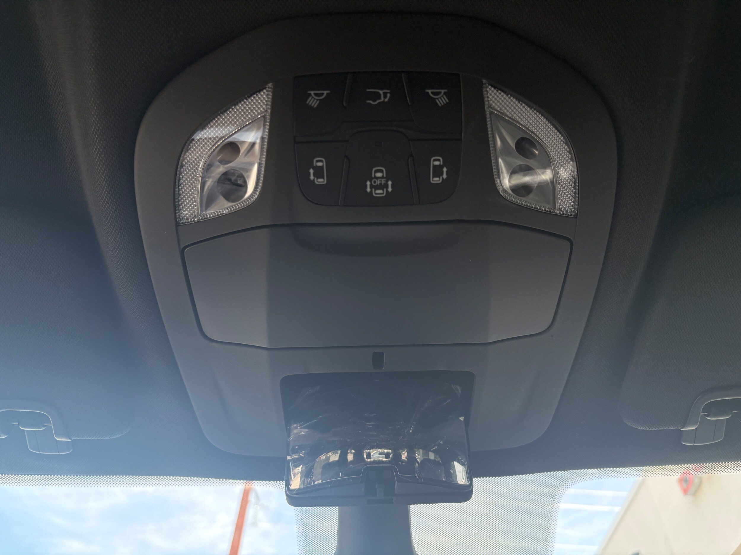 New 2027 Chrysler Pacifica Select FWD image 28