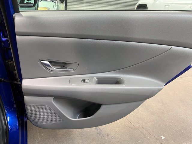 Used 2024 Hyundai Elantra SEL FWD image 13