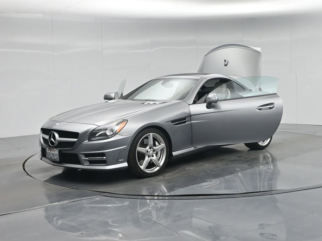 Used 2015 Mercedes-Benz SLK 250 image 25