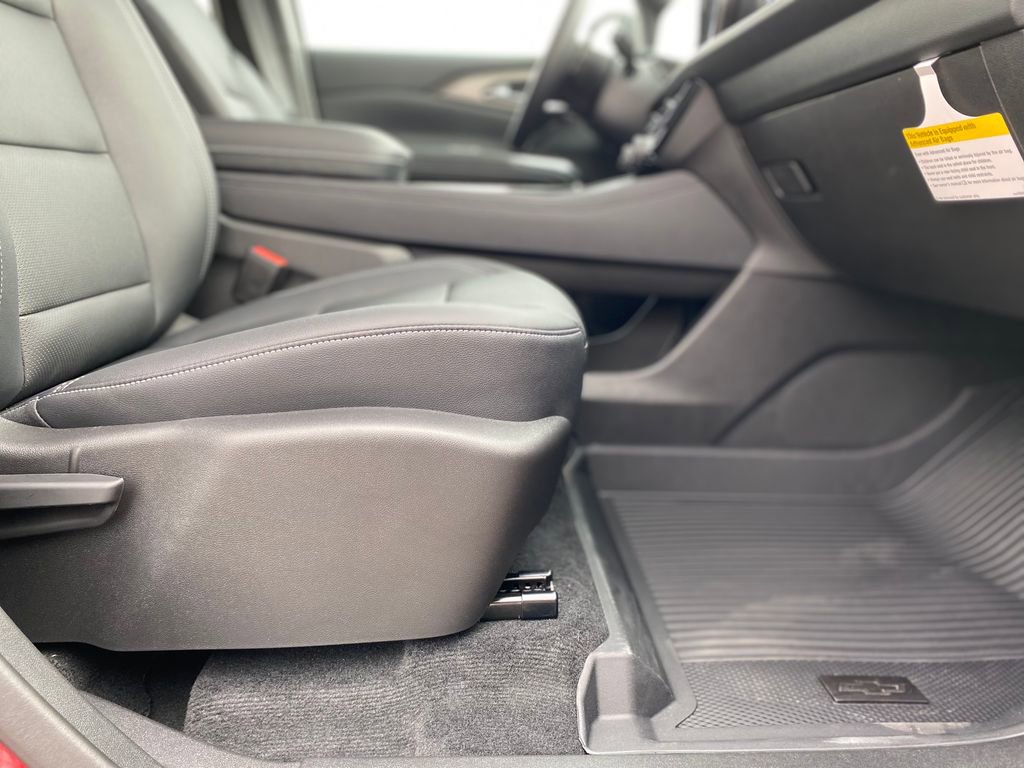 New 2026 Chevrolet Traverse LT w/ LPO, Floor Liner Package image 11