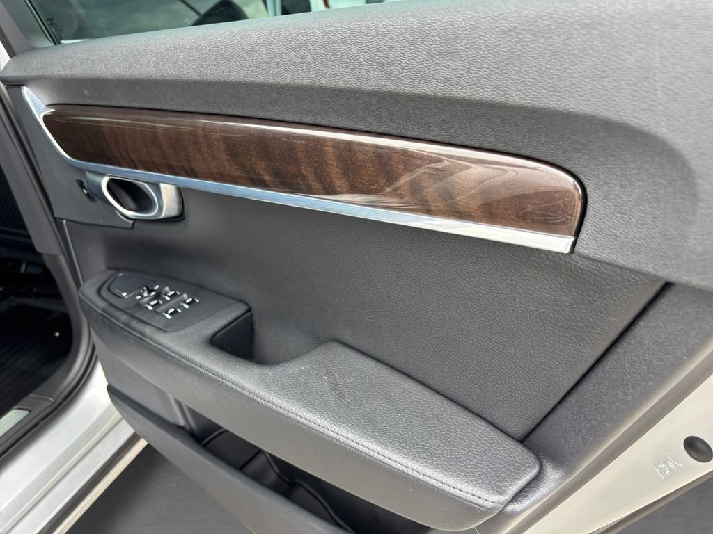 Used 2018 Volvo S90 T5 Momentum w/ Convenience Package FWD image 46
