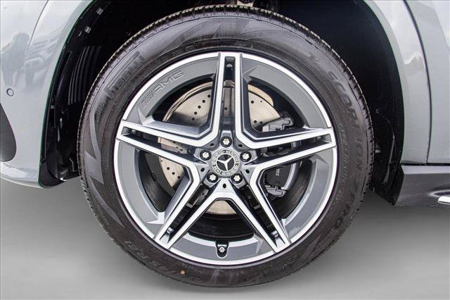 New 2026 Mercedes-Benz GLS 450 4MATIC image 9