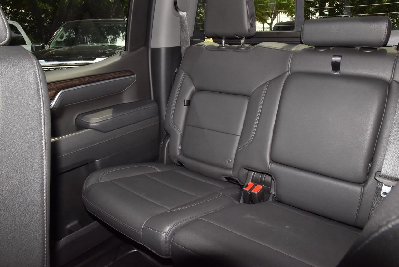 Used 2025 Chevrolet Silverado 1500 RST w/ Convenience Package II AWD/4WD image 19