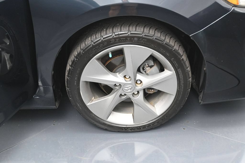 Used 2012 Toyota Camry SE FWD image 35