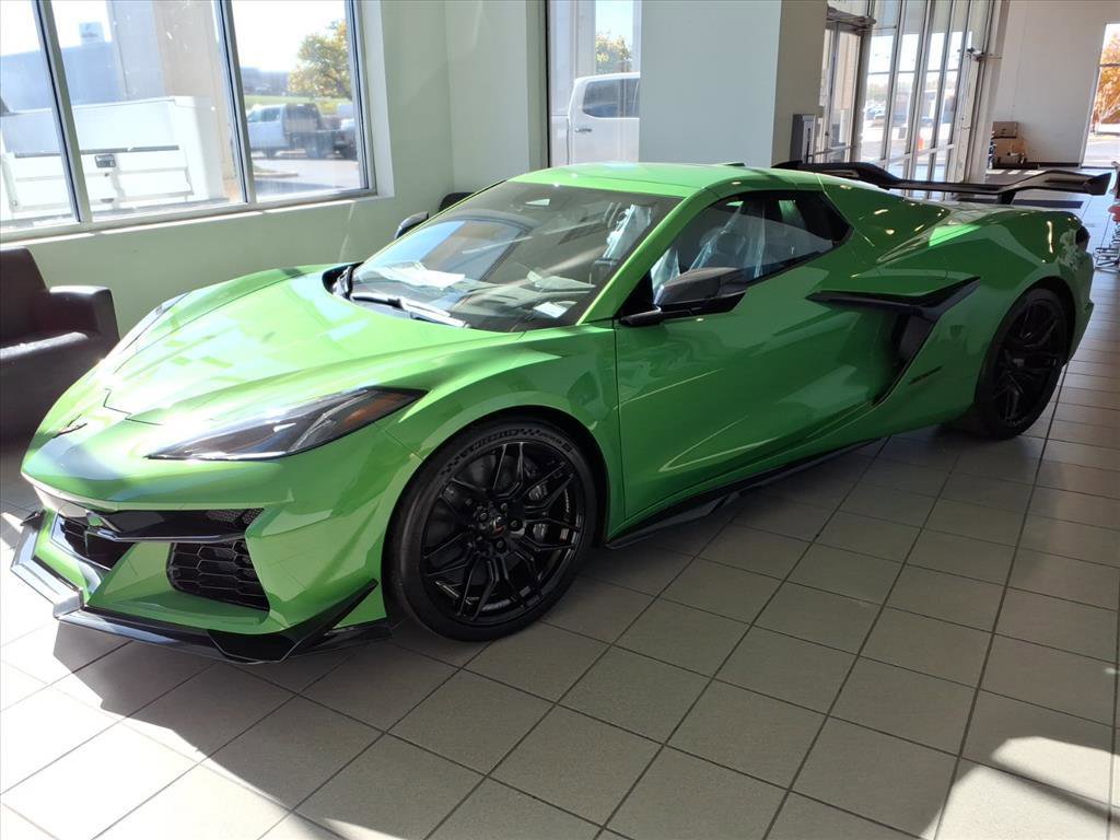 New 2026 Chevrolet Corvette Z06 w/ Z07 Performance Package image 3