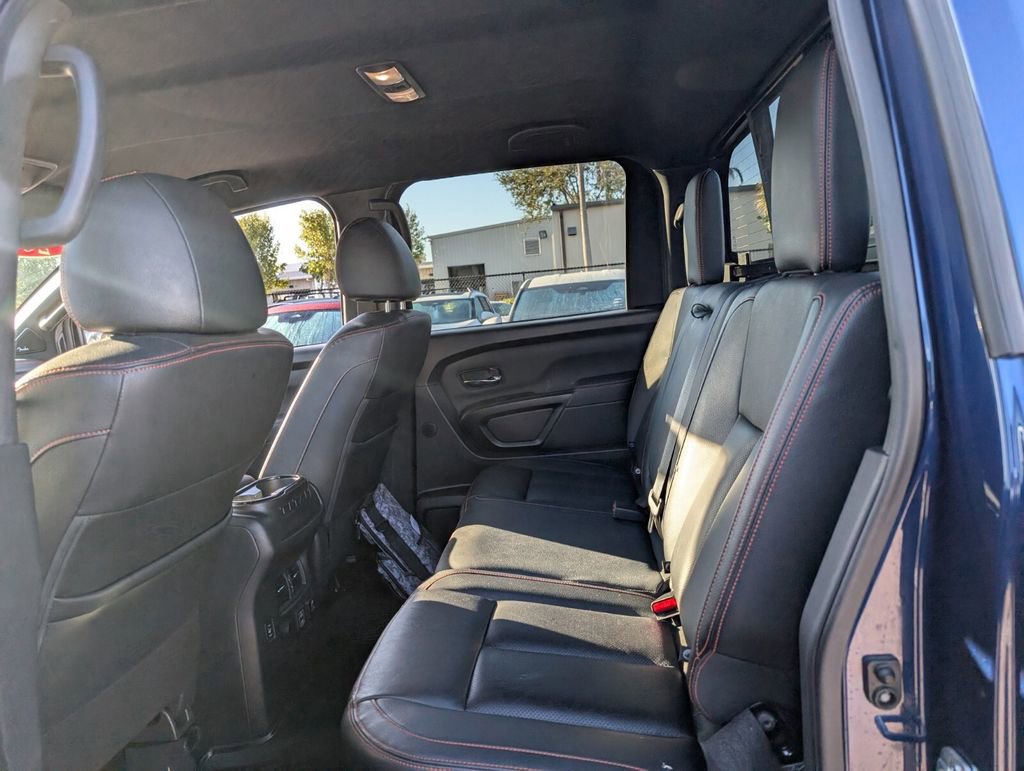Used 2024 Nissan Titan PRO-4X w/ Pro-4x Convenience Package image 12