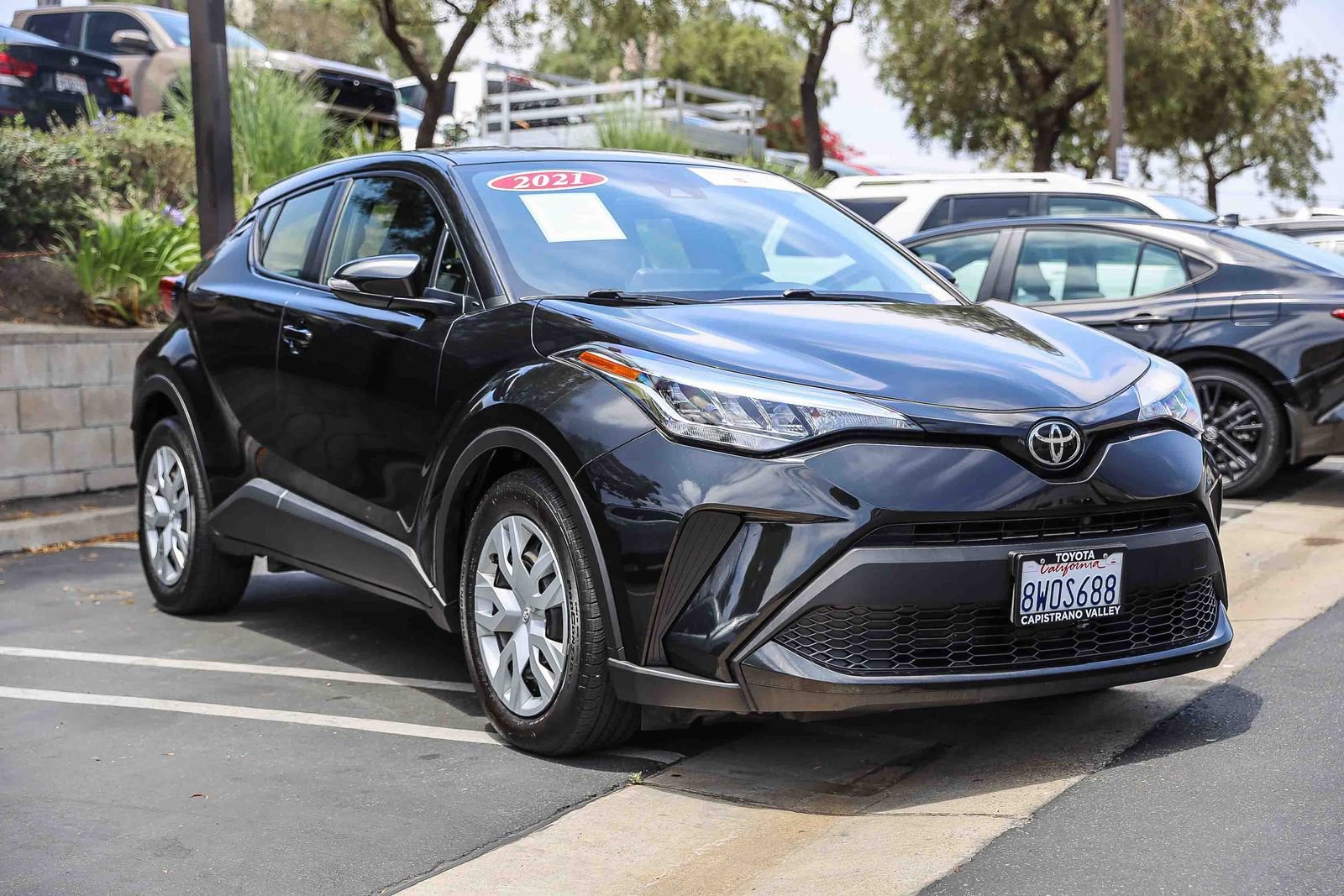 Certified 2021 Toyota C-HR LE FWD image 3