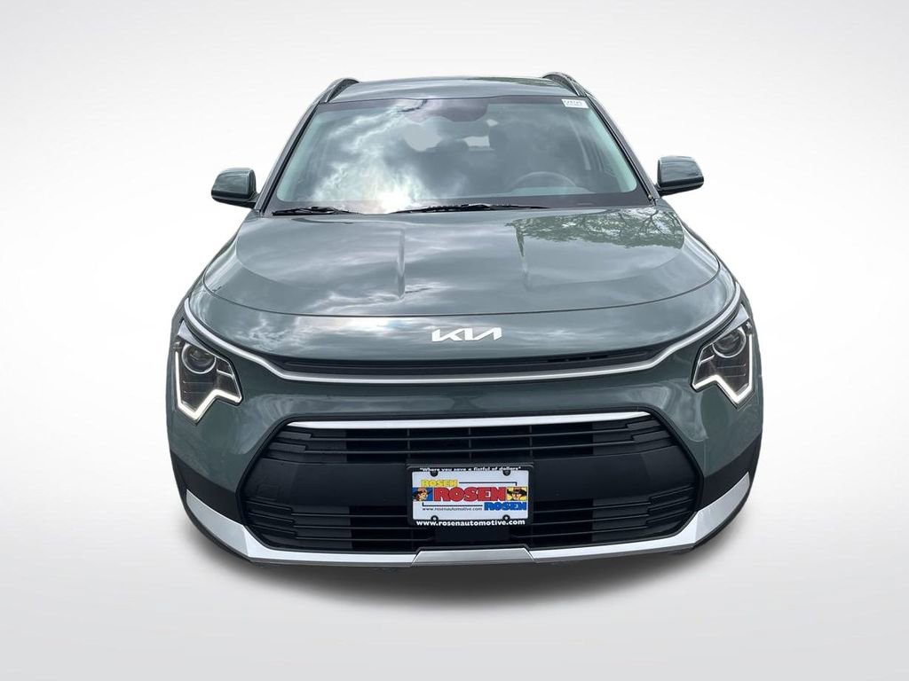 New 2025 Kia Niro EX image 8