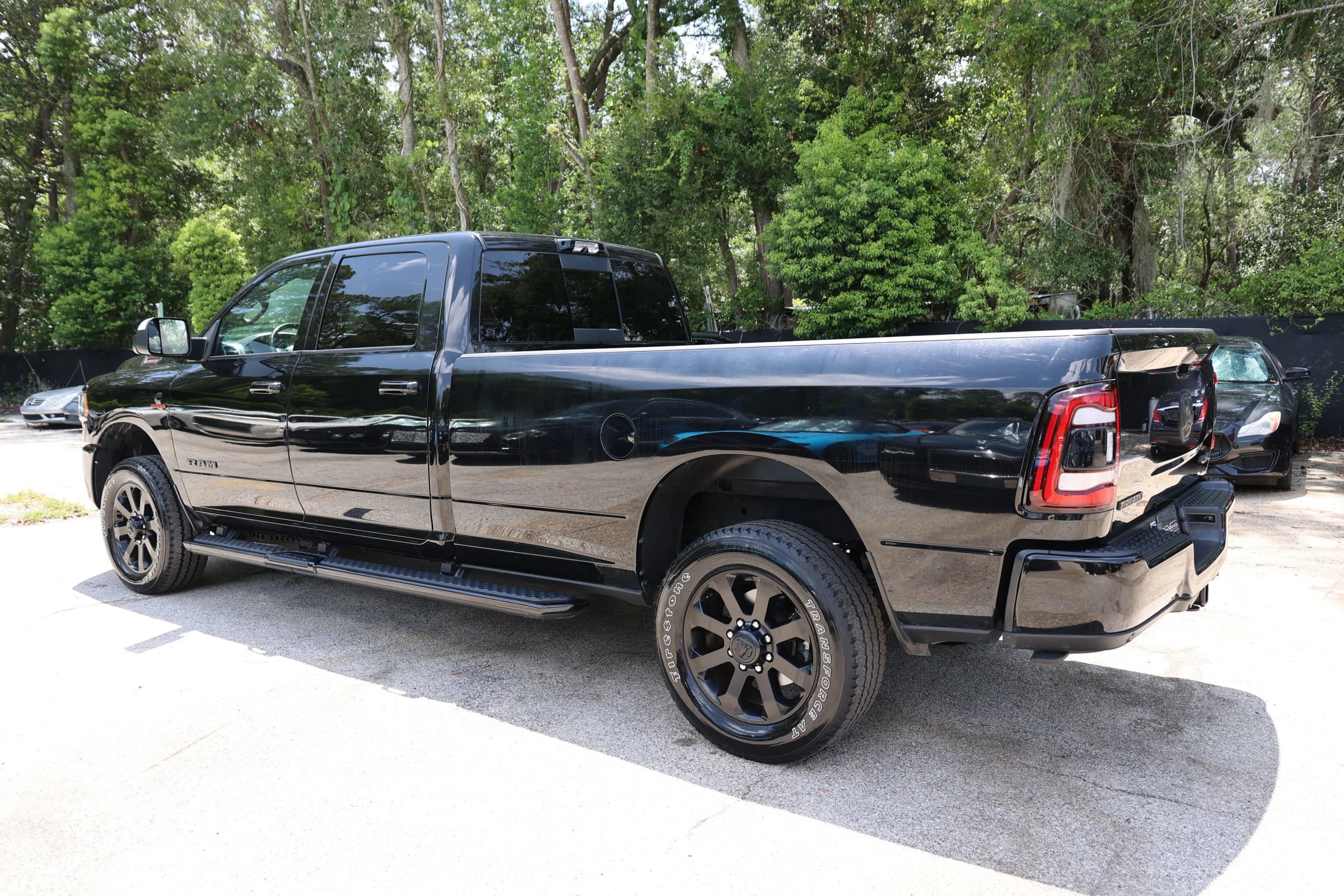 Used 2022 RAM 3500 Big Horn w/ Level C Equiment Group AWD/4WD image 39