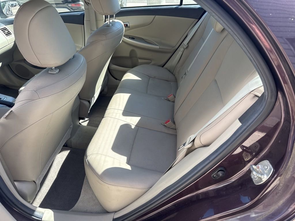 Used 2013 Toyota Corolla LE Special Edition FWD image 13