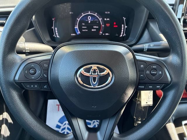 Used 2026 Toyota Corolla LE FWD image 40