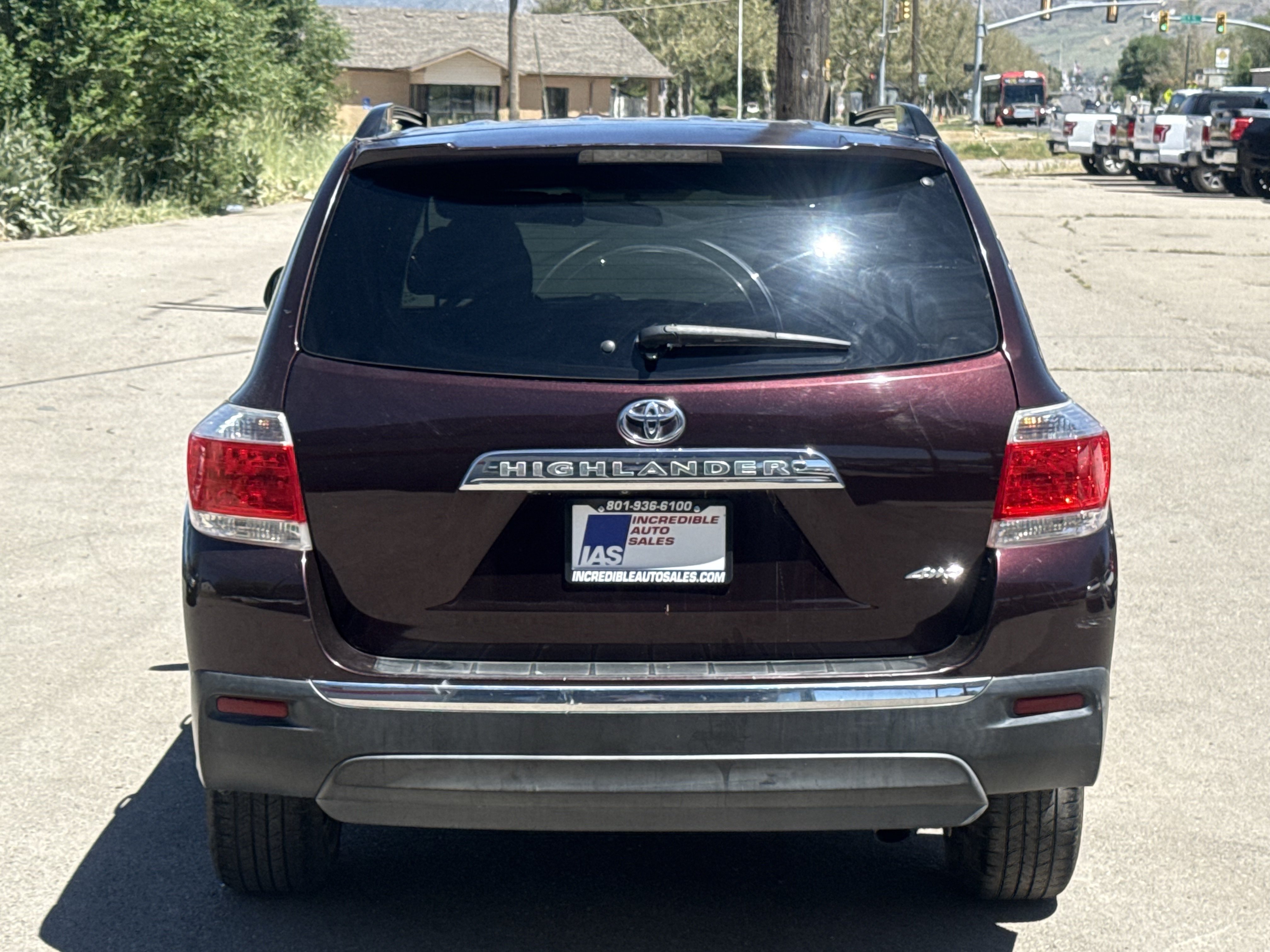 Used 2013 Toyota Highlander Plus AWD/4WD image 5