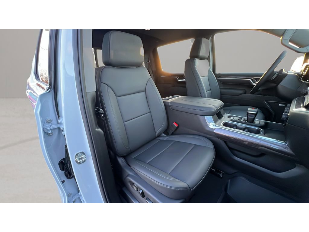 New 2026 Chevrolet Silverado 1500 LTZ w/ LTZ Premium Package image 32