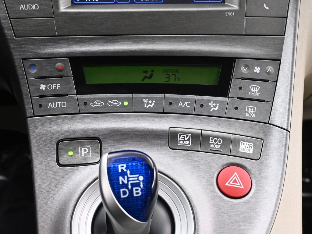 Used 2014 Toyota Prius Two image 30