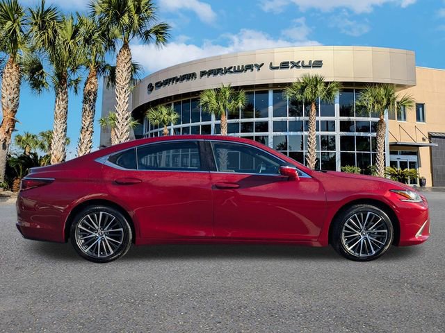 Certified 2025 Lexus ES 350 w/ Premium Package image 3