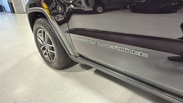 Used 2021 Jeep Grand Cherokee Limited image 17