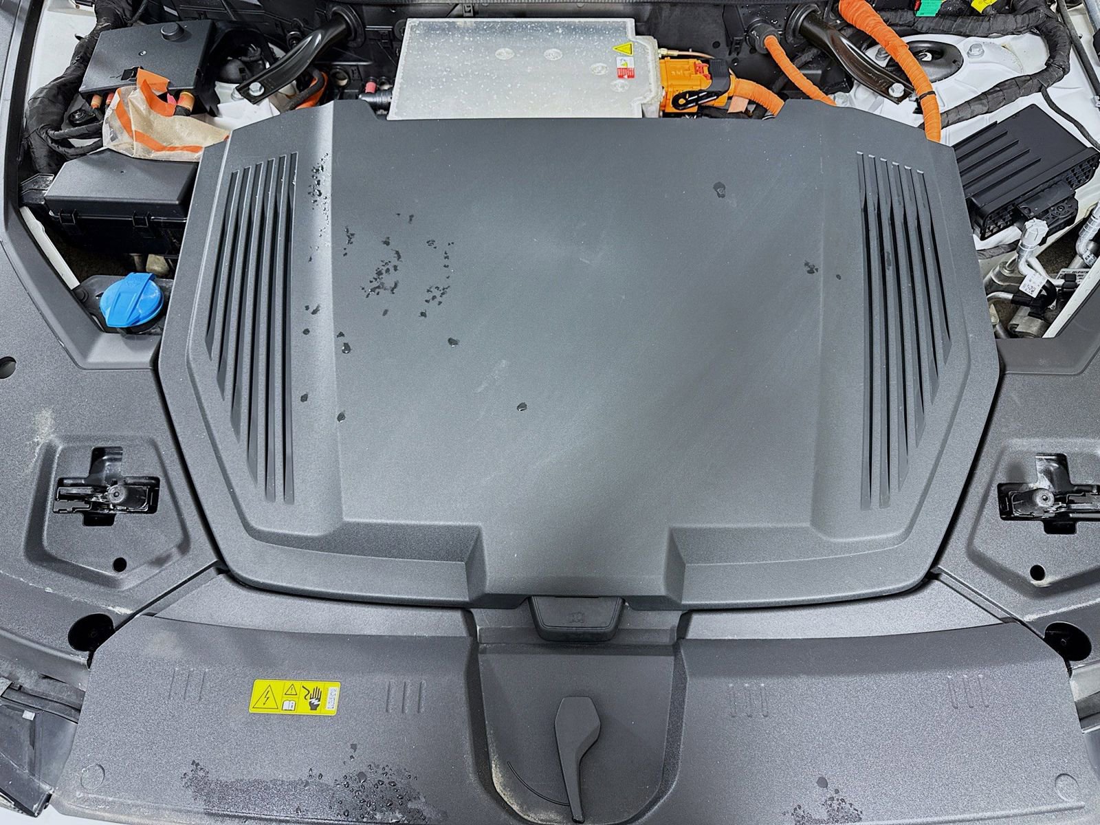 Used 2022 Audi e-tron Premium Plus image 30