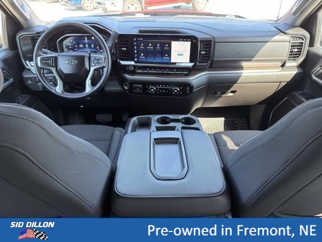 Used 2023 Chevrolet Silverado 1500 RST w/ Z71 Off-Road Package AWD/4WD image 8