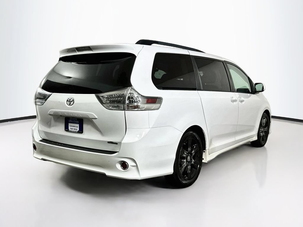Used 2015 Toyota Sienna SE Premium FWD image 7