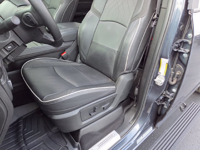 Used 2025 RAM 2500 Limited AWD/4WD image 25