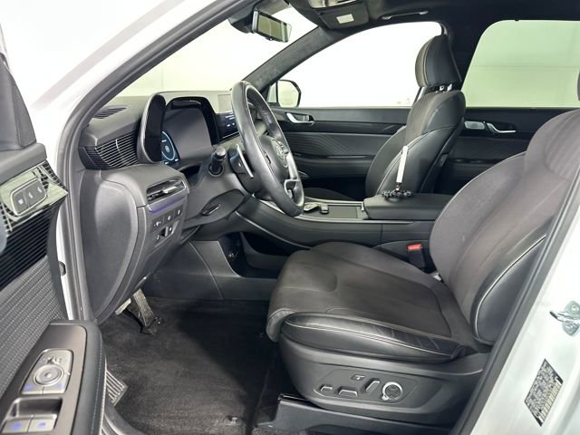 Used 2024 Hyundai Palisade Calligraphy image 11