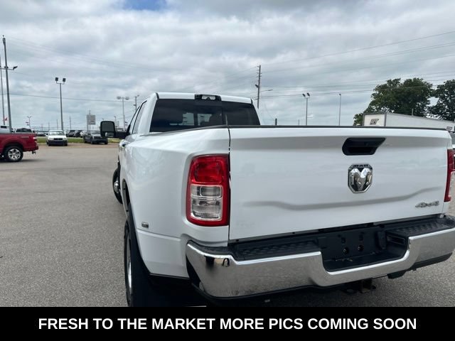 Used 2024 RAM 3500 Tradesman w/ Chrome Appearance Group AWD/4WD image 24