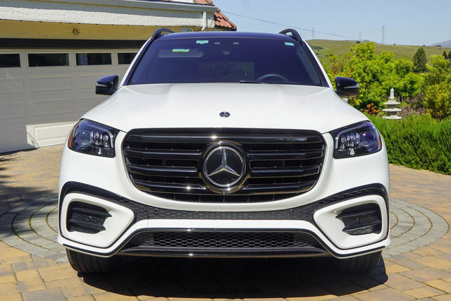 Used 2024 Mercedes-Benz GLS 450 4MATIC image 13