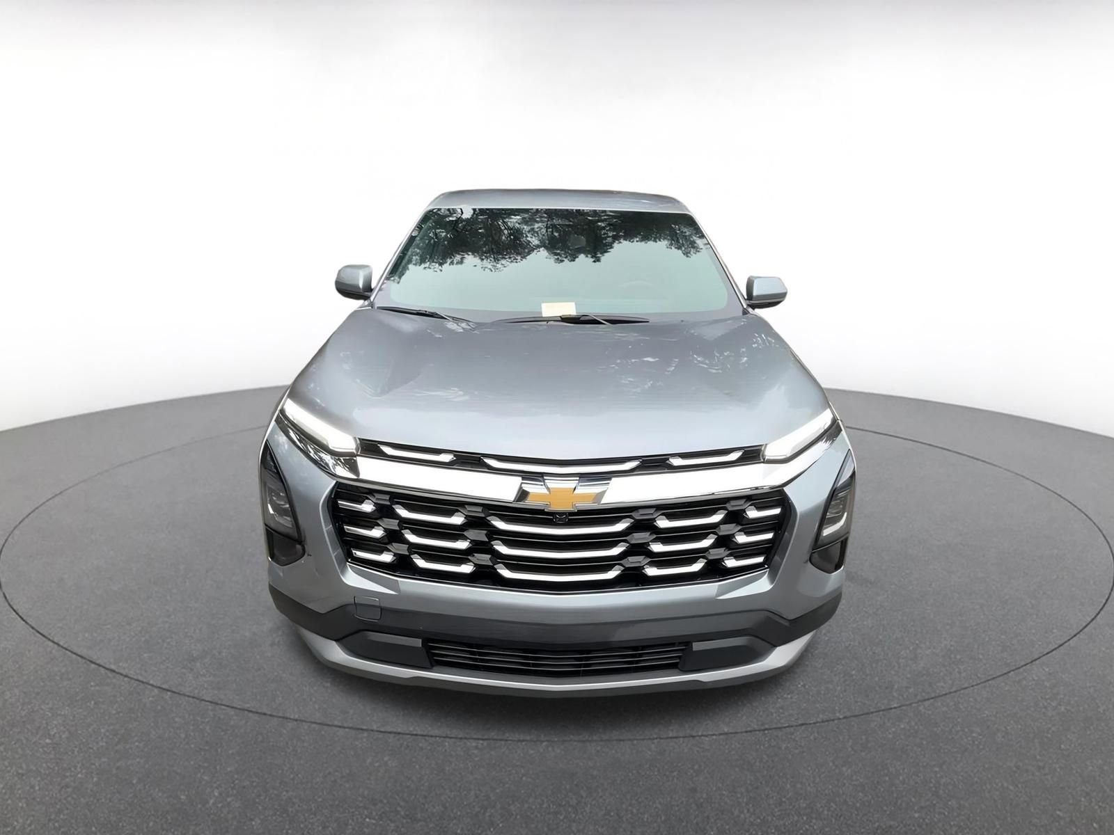 Used 2025 Chevrolet Equinox LT image 4