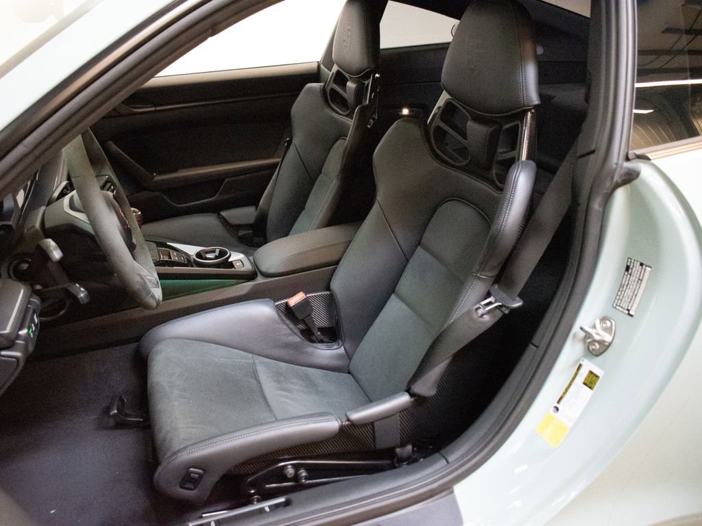 Certified 2025 Porsche 911 Carrera T image 5