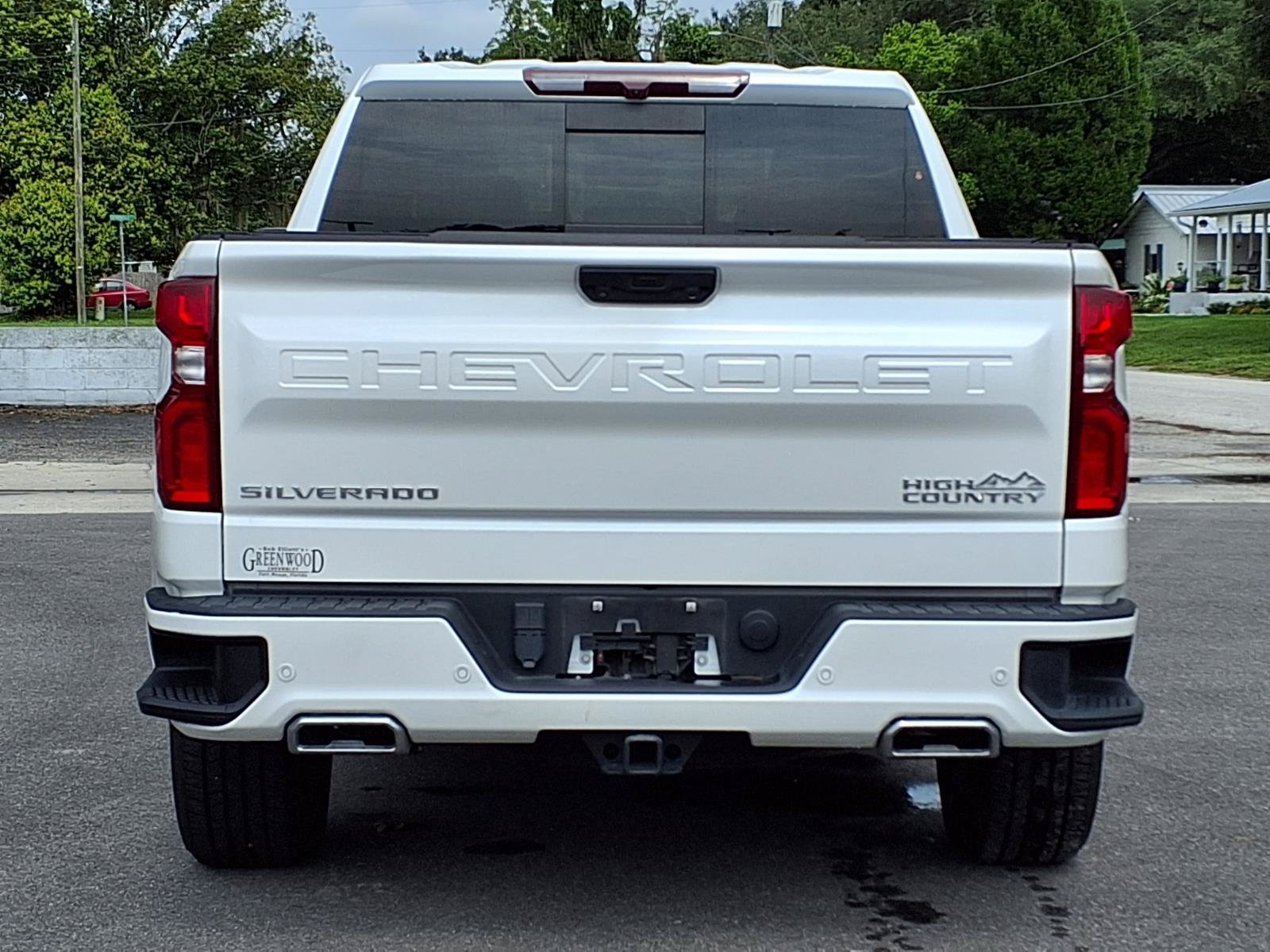 Certified 2024 Chevrolet Silverado 1500 High Country w/ Z71 Off-Road Package AWD/4WD image 5