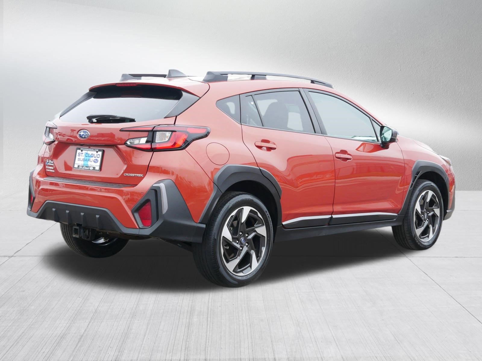 Certified 2024 Subaru Crosstrek 2.5i Limited w/ Crosstrek Mirror Package image 7