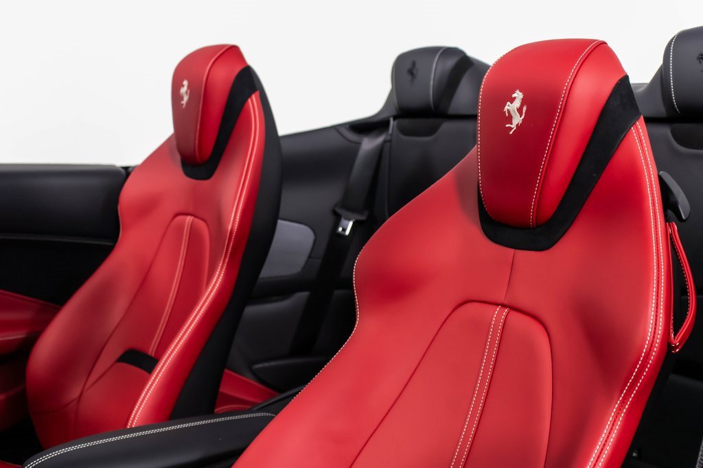 Certified 2024 Ferrari Roma Spider image 43