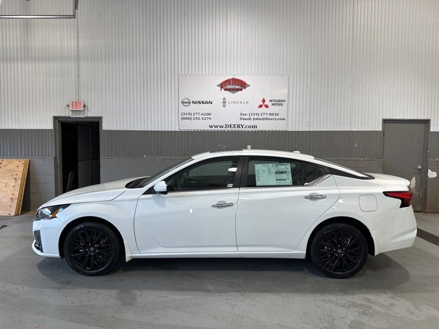 New 2025 Nissan Altima 2.5 SV w/ SV Special Edition Package image 4