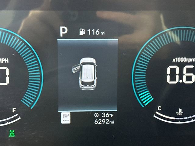 Certified 2025 Hyundai Tucson SE image 18