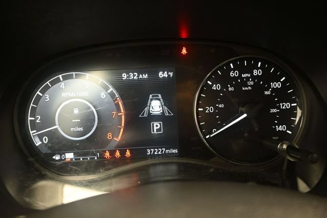 Used 2023 Nissan Kicks SV FWD image 17