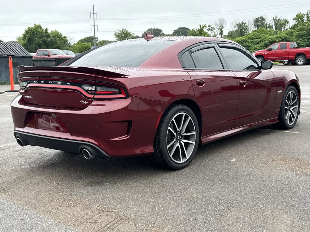 Used 2022 Dodge Challenger R/T Scat Pack w/ Shaker Package RWD image 2