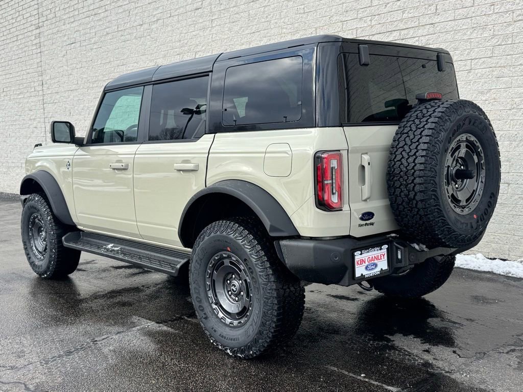 New 2025 Ford Bronco Outer Banks w/ Sasquatch Package image 13