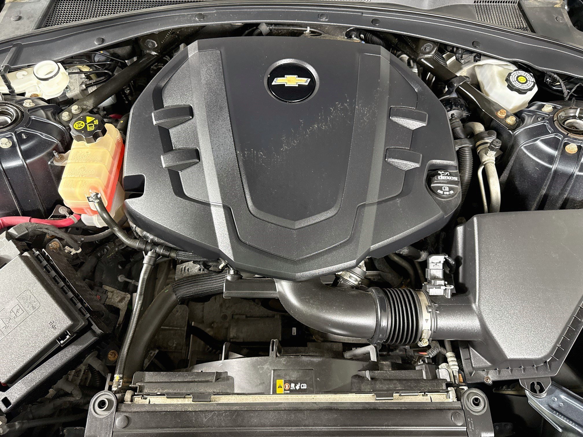 Used 2020 Chevrolet Camaro LT RWD image 37