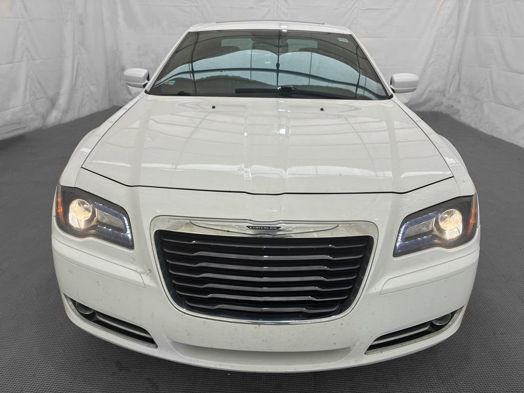 Used 2014 Chrysler 300 S AWD/4WD image 2