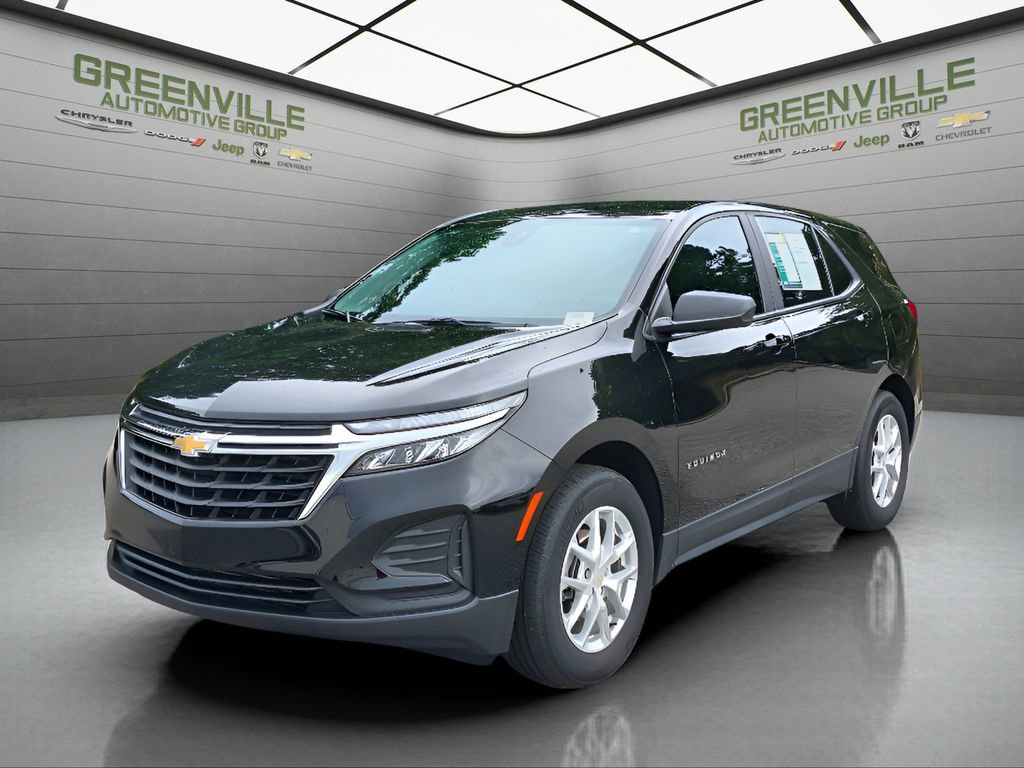 Used 2024 Chevrolet Equinox LS w/ LS Convenience Package image 1