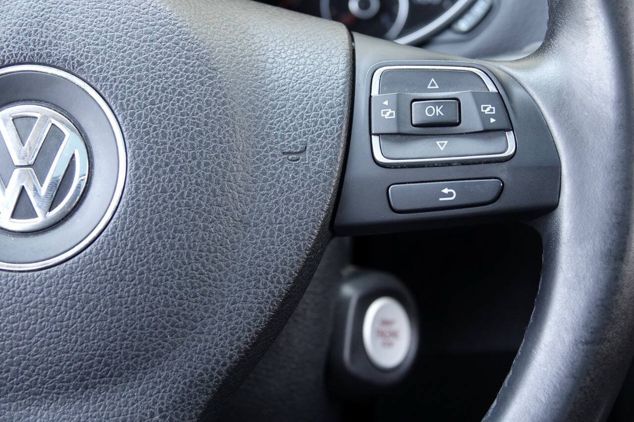 Used 2012 Volkswagen Jetta TDI FWD image 72