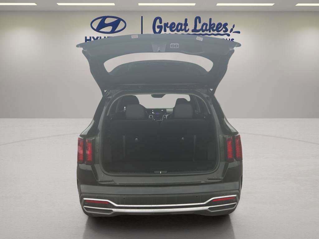 Used 2021 Kia Sorento EX w/ EX AWD X-Line Package image 10