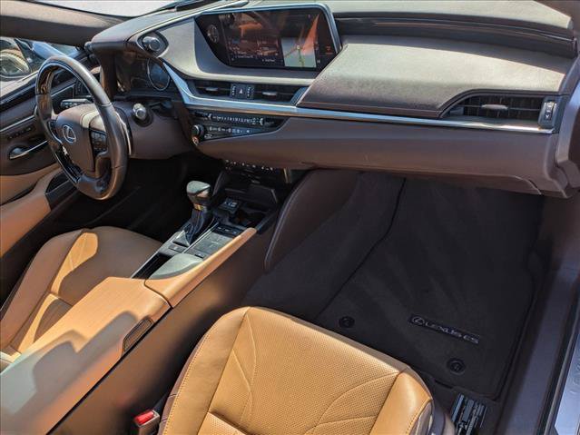 Used 2019 Lexus ES 350 Ultra Luxury w/ Accessory Package 2 FWD image 22