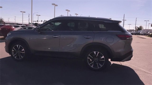 Used 2023 INFINITI QX60 Luxe image 7