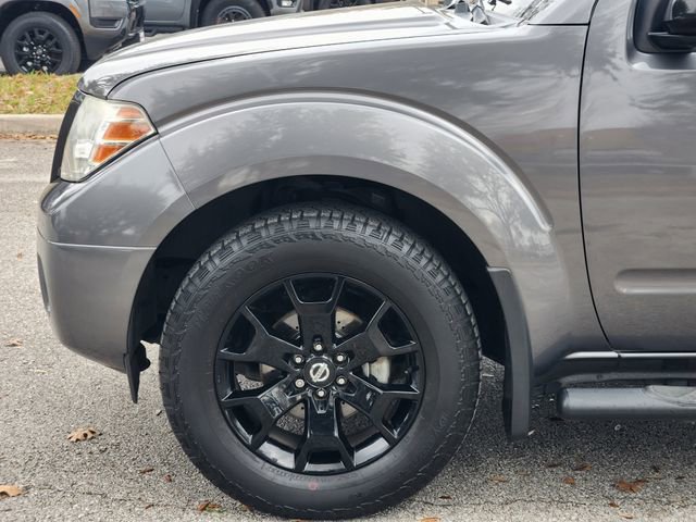 Used 2020 Nissan Frontier SV w/ Midnight Edition Floor Mats image 5