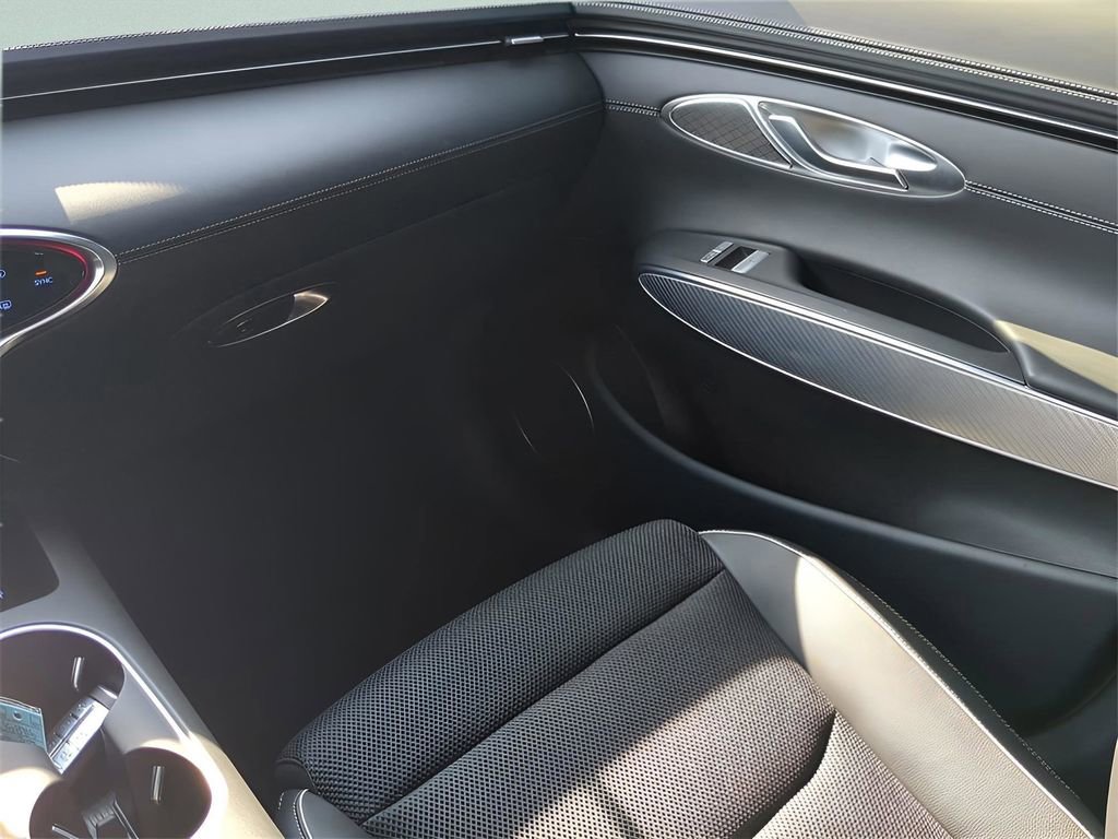 Used 2025 Genesis GV70 2.5T Sport Prestige w/ Sport Prestige Package image 20